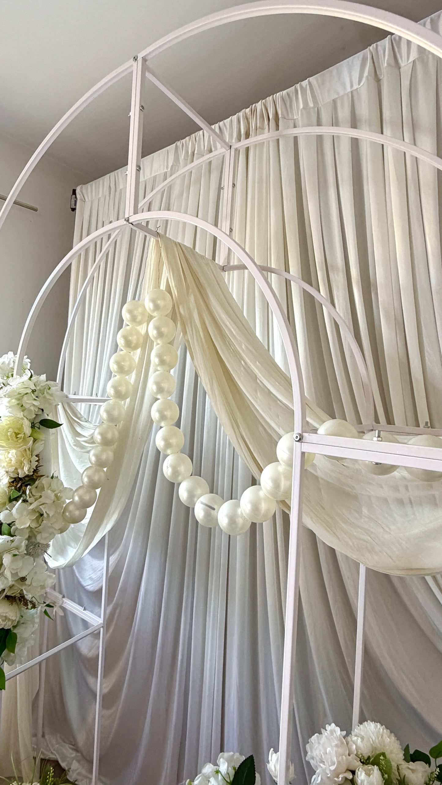 Arche de mariage ronde blanche démontable